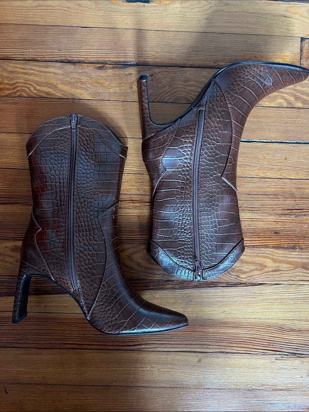 Chinese Laundry Forester Brown Croc Western Boots Block Heel Size 8.5 NWOB - Picture 6 of 9